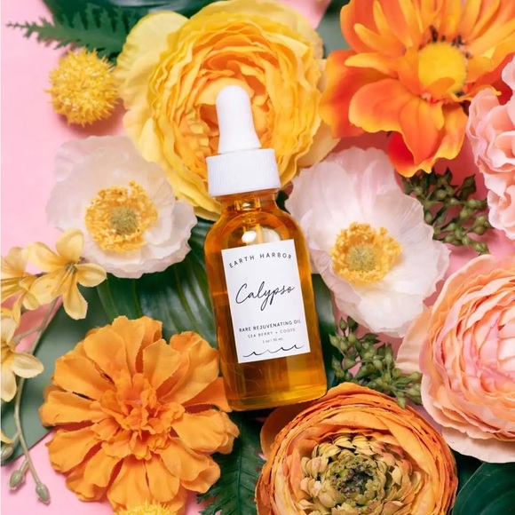 New Earth Harbor Calypso Vitamin C Moisture Elixer 1 fl. oz. - Picture 2 of 5